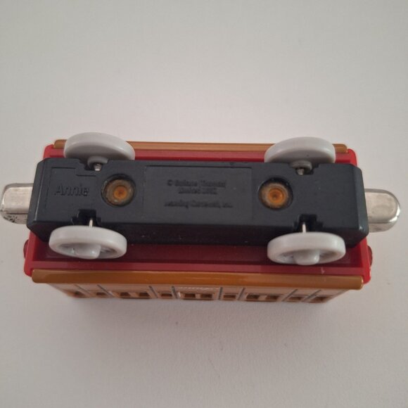 Annie Thomas & Friends Take N Play Railroad Tan Diecast Coach Train Car Magnetic - Picture 6 of 7